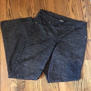 Women's Athleta Bettona classic pant