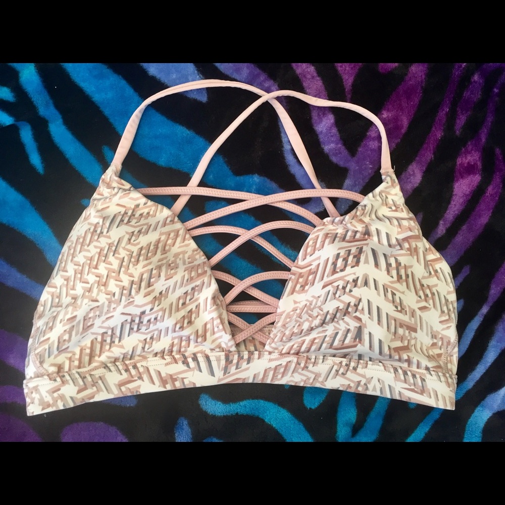 Victoria's Secret Medium Low Impact Strappy Bra