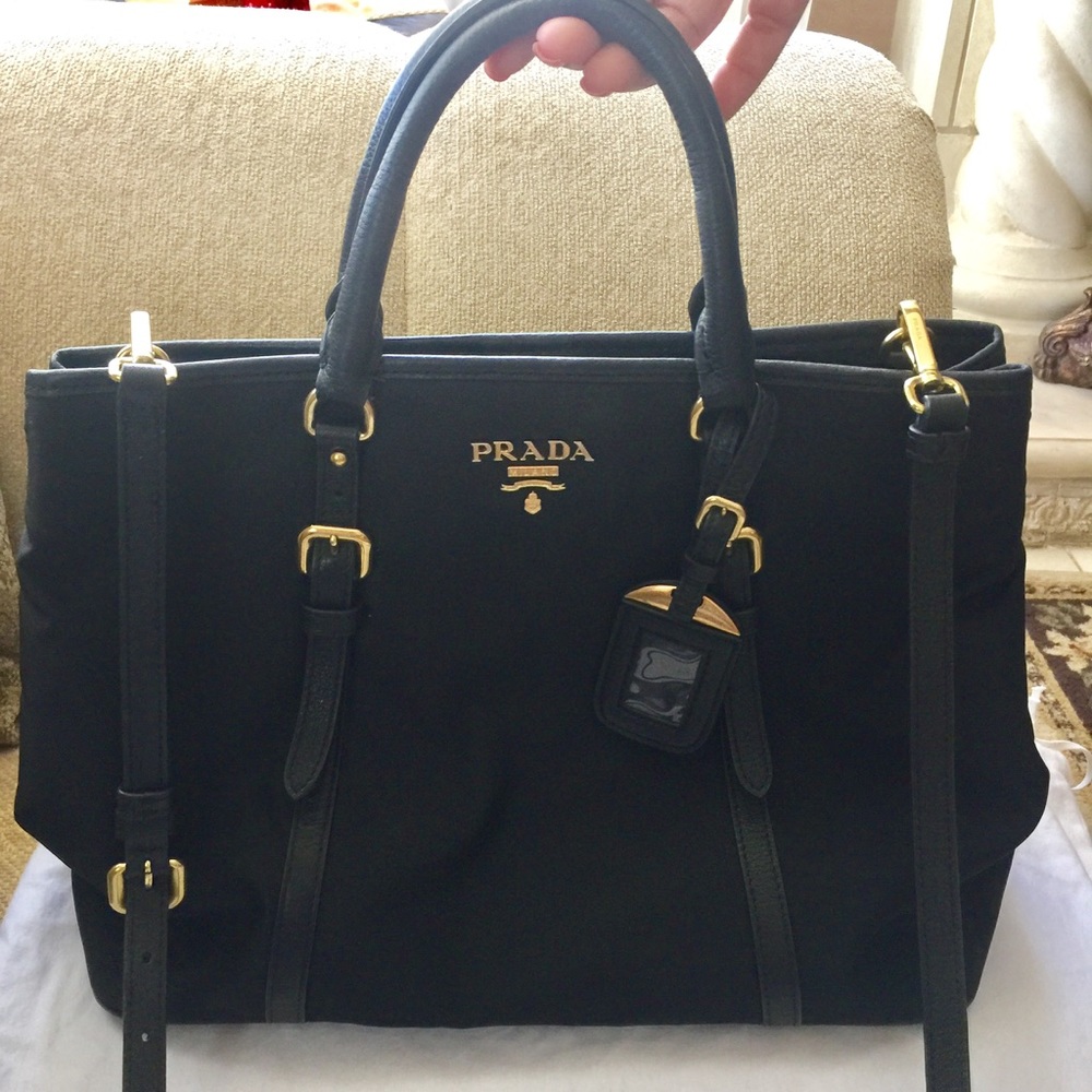 AUTHENTIC PRADA ALERT!!!!!!