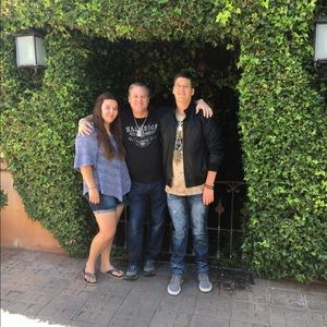 Meet your Posher, Alexis