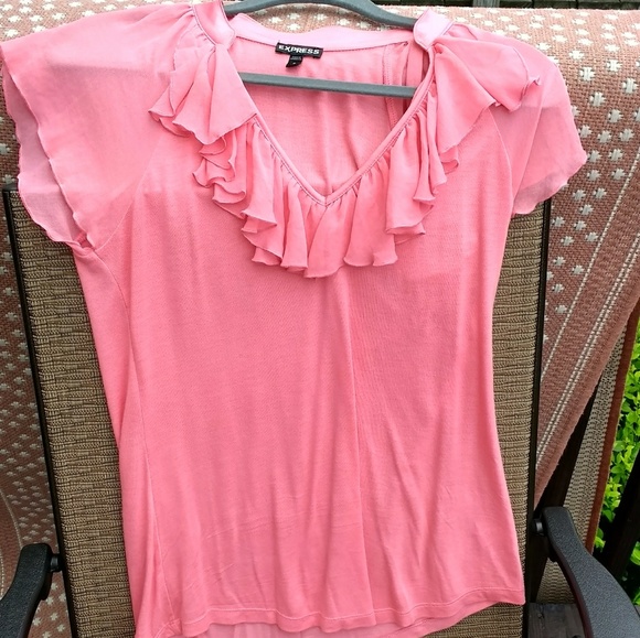 Express V-neck Top - Picture 2 of 5