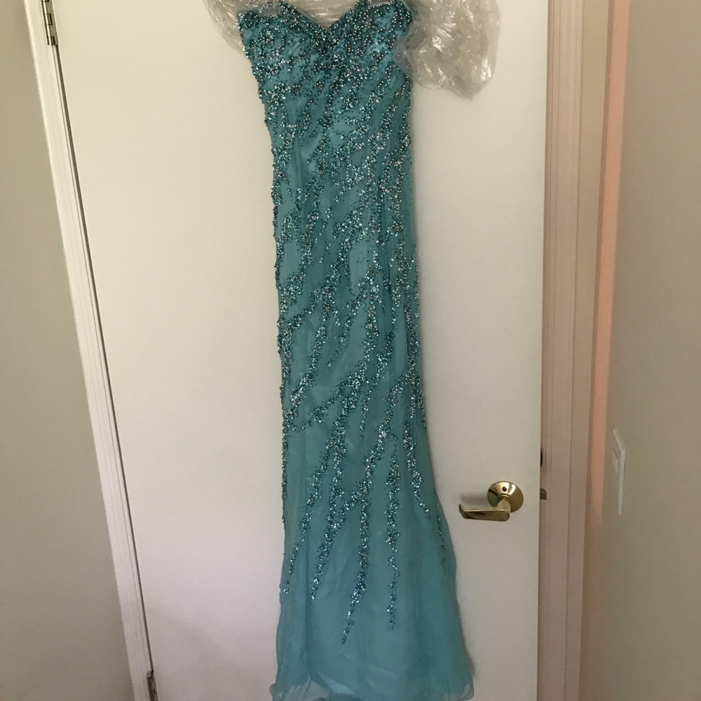 PERFECT PAGEANT DRESS!!! Alyce Designs Aqua Pageant Dress in Size 4 - Picture 2 of 8