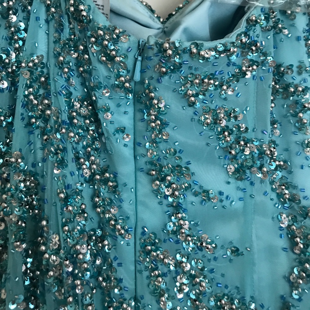 PERFECT PAGEANT DRESS!!! Alyce Designs Aqua Pageant Dress in Size 4 - Picture 7 of 8