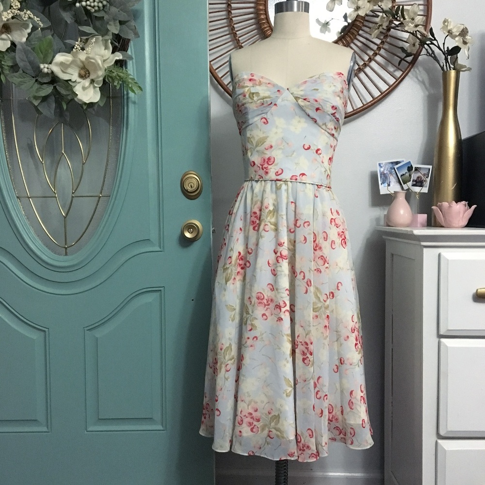✨👇🏻 💕PRICE DROP 💕👇🏻✨Unique Vintage NWT Dress