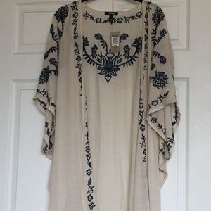EMBROIDERED TORRID KIMONO