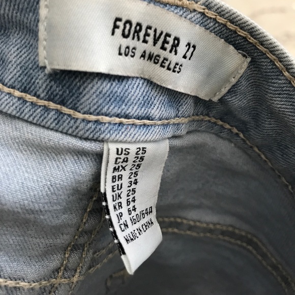 ✨HP • Retro-Look • Denim Button Down Mini Skirt • - Picture 2 of 5