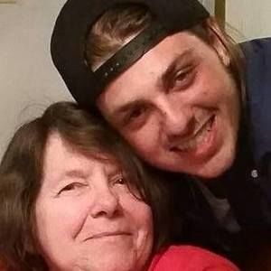 Meet your Posher, Sandy