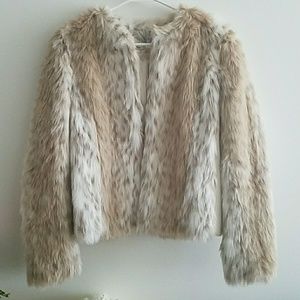 Urban Outfitters Ivory Beige Fur Coat Sz Small