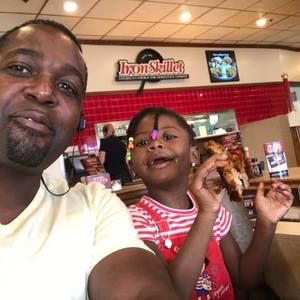 Meet your Posher, Robert