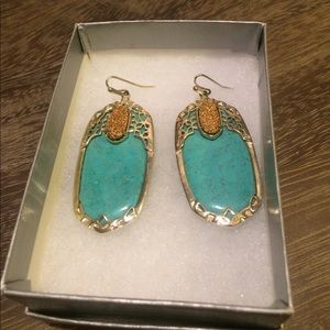 Turquoise & Gold Kendra Scott Earrings