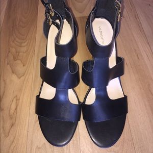 Liz Claiborne Leather Royce Pump