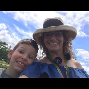 Meet your Posher, Amy