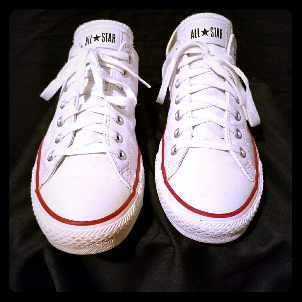 Converse size 10 (Leather) white