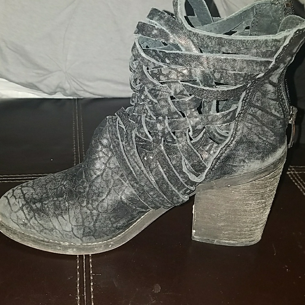 Free People leather Booties black size 6