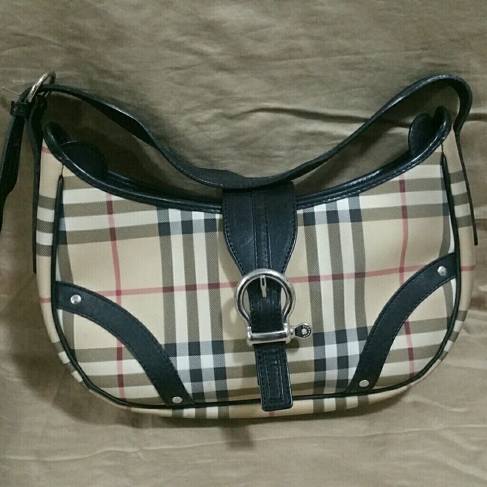 Burberry purse