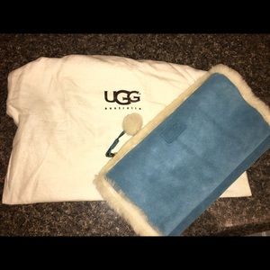 UGG handwarmer purse