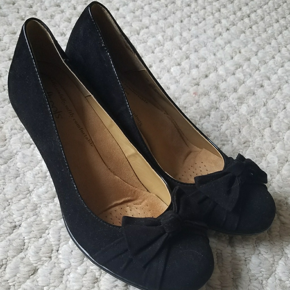 8 WIDE Black Bow heels 🎀