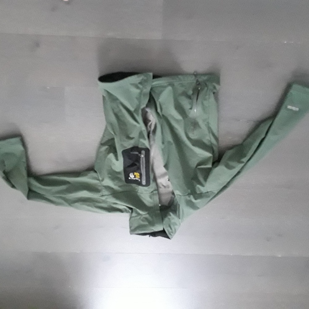 Hard wear rain jacket