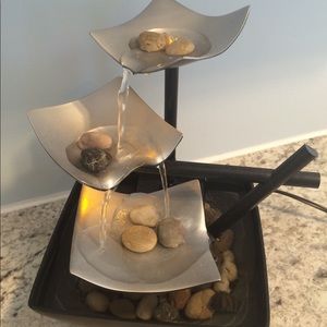 Small tabletop fountain