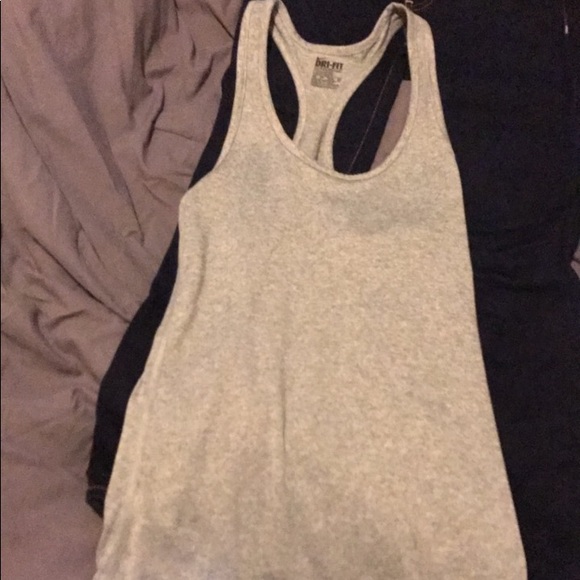 Workout shirt - Picture 1 of 1