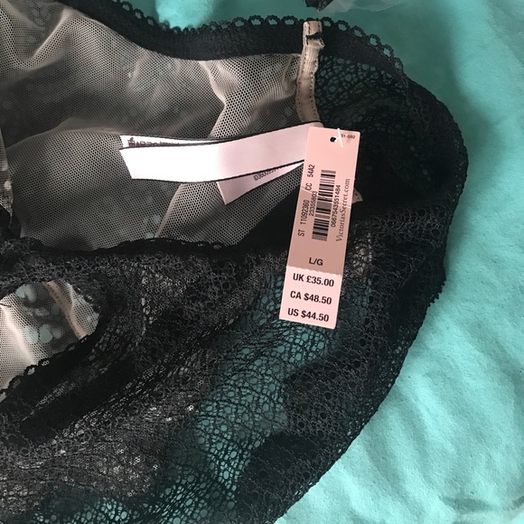 🆕 Victoria's Secret high neck lace bralette - Picture 8 of 8