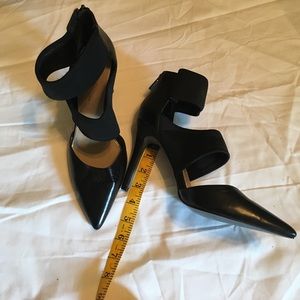 Jessica Simpson black shoes