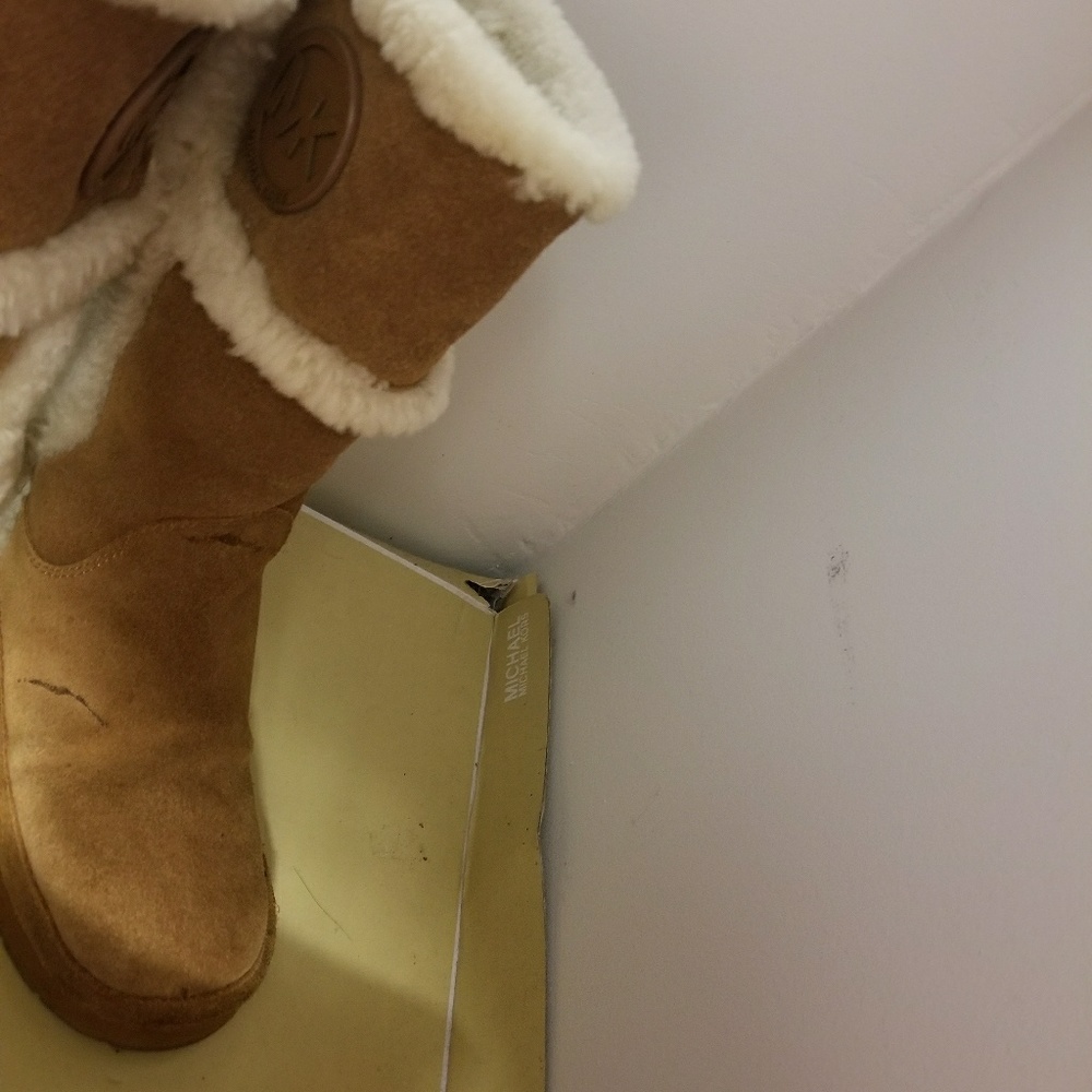 Michael Kors Winter boot - Picture 7 of 7