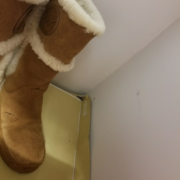 Michael Kors Winter boot - Picture 7 of 7