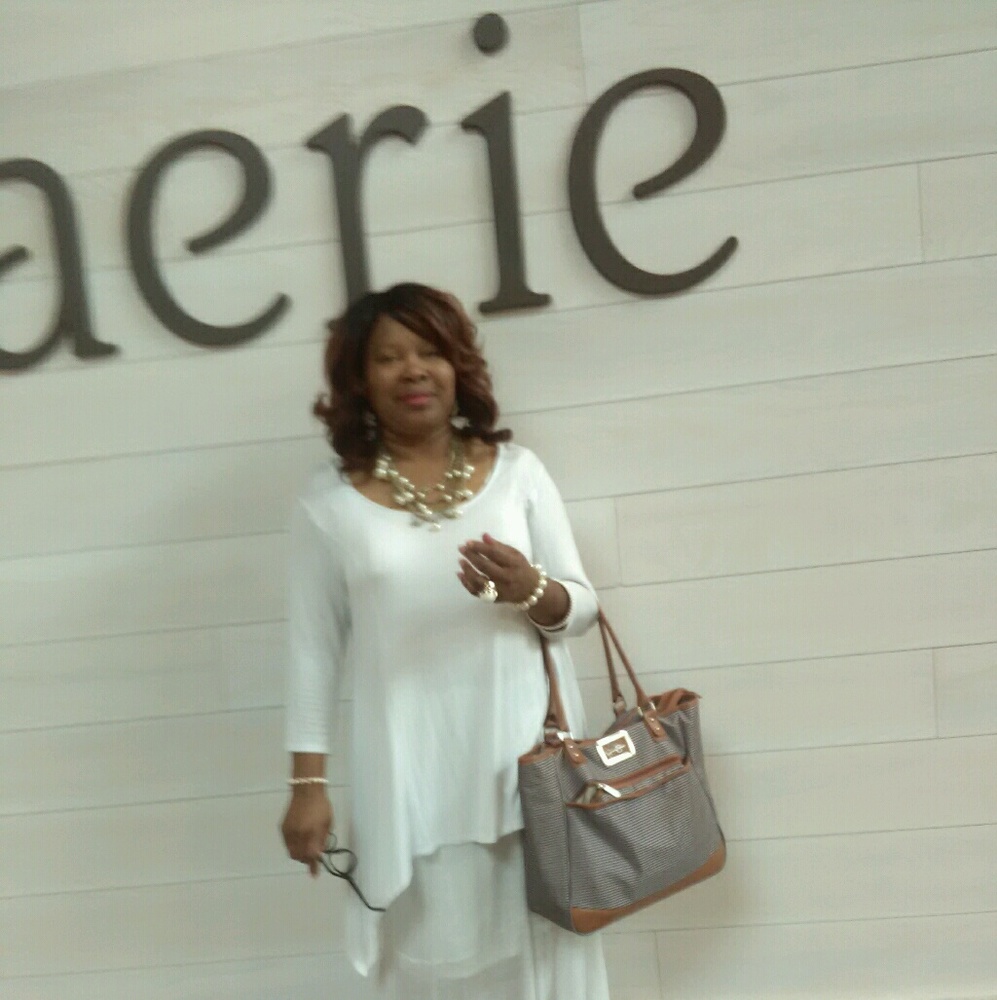 Meet your Posher, Scharline