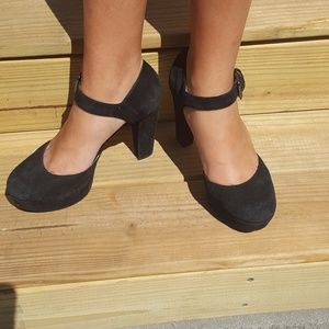 Stunning Kors by Michael Kors Platforms