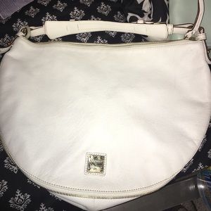 Dooney & Bourke bag . ‼️‼️A Must Go‼️