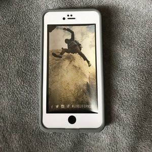 iPhone 6/6s Plus Lifeproof case