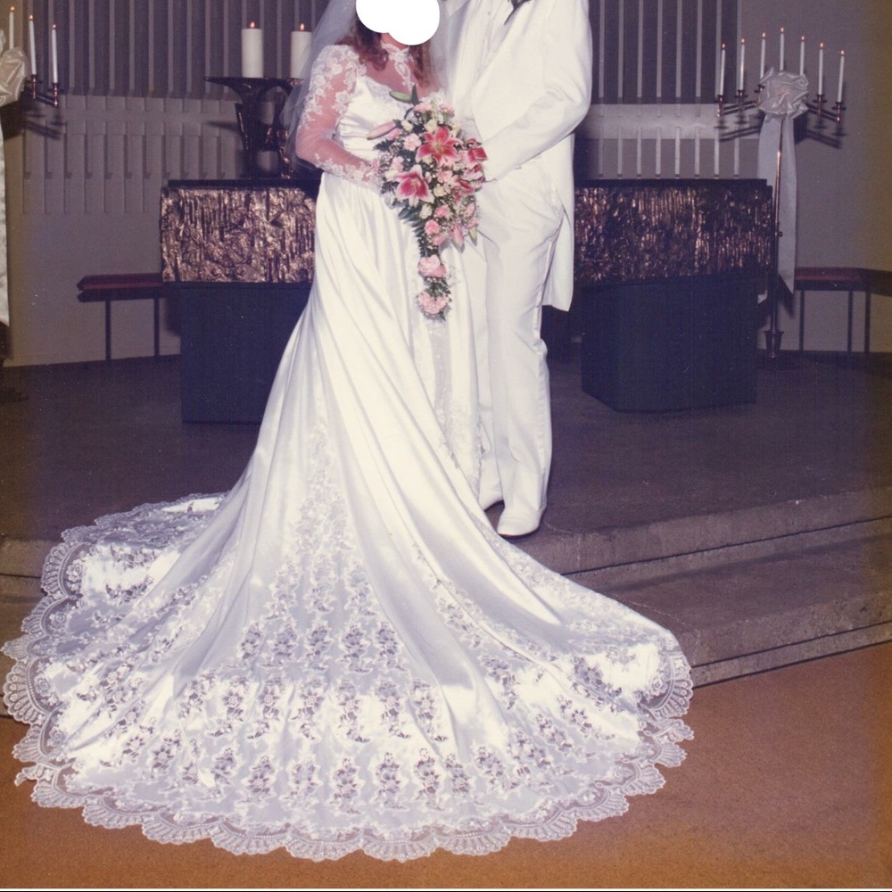 Vintage Wedding Dress