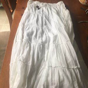 white maxi skirt