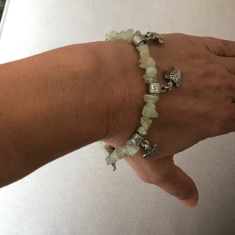Turtle Bracelet - Picture 2 of 3