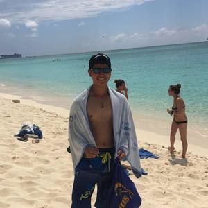 Meet your Posher, Kevin