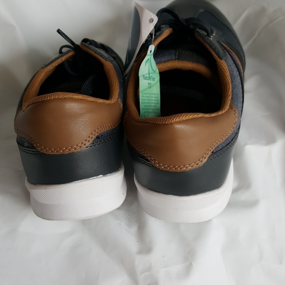 Perry Ellis Portfolio Ultra Foam Mens 