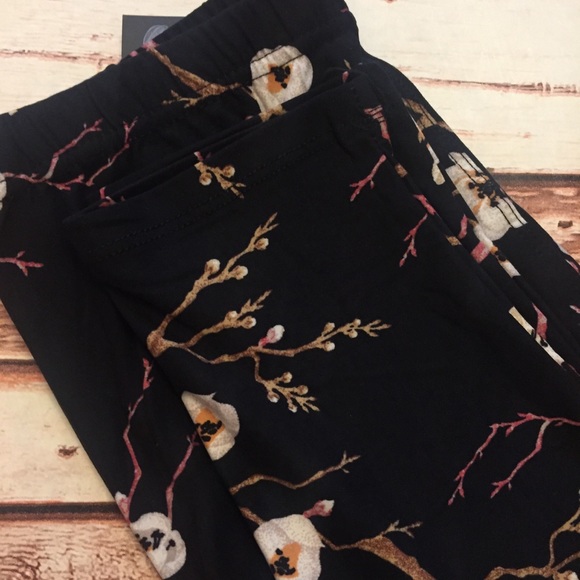 New! Buttery soft leggings - Picture 3 of 4