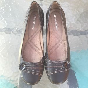 Naturalizer Brown Flats