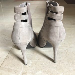 Guess booties