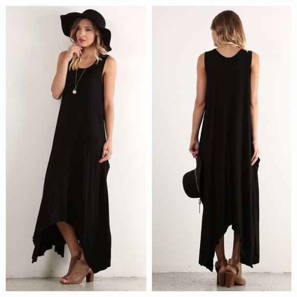 🦋MAKE AN OFFER!🦋 Black Asymmetrical Hem Maxi - Picture 2 of 2