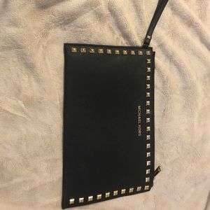 Michael kors clutch