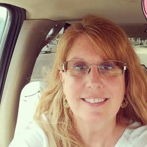 Meet your Posher, Sherry - Picture 2 of 4