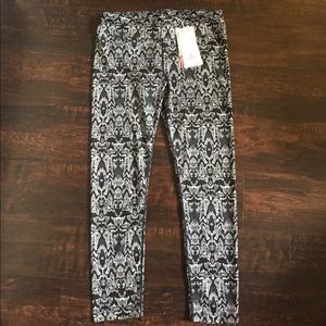NWT Prana Roxanne leggings