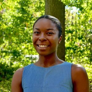 Meet your Posher, Maya