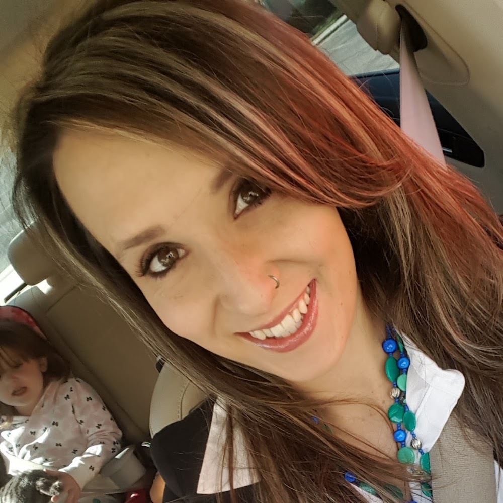 Meet your Posher, Desiree