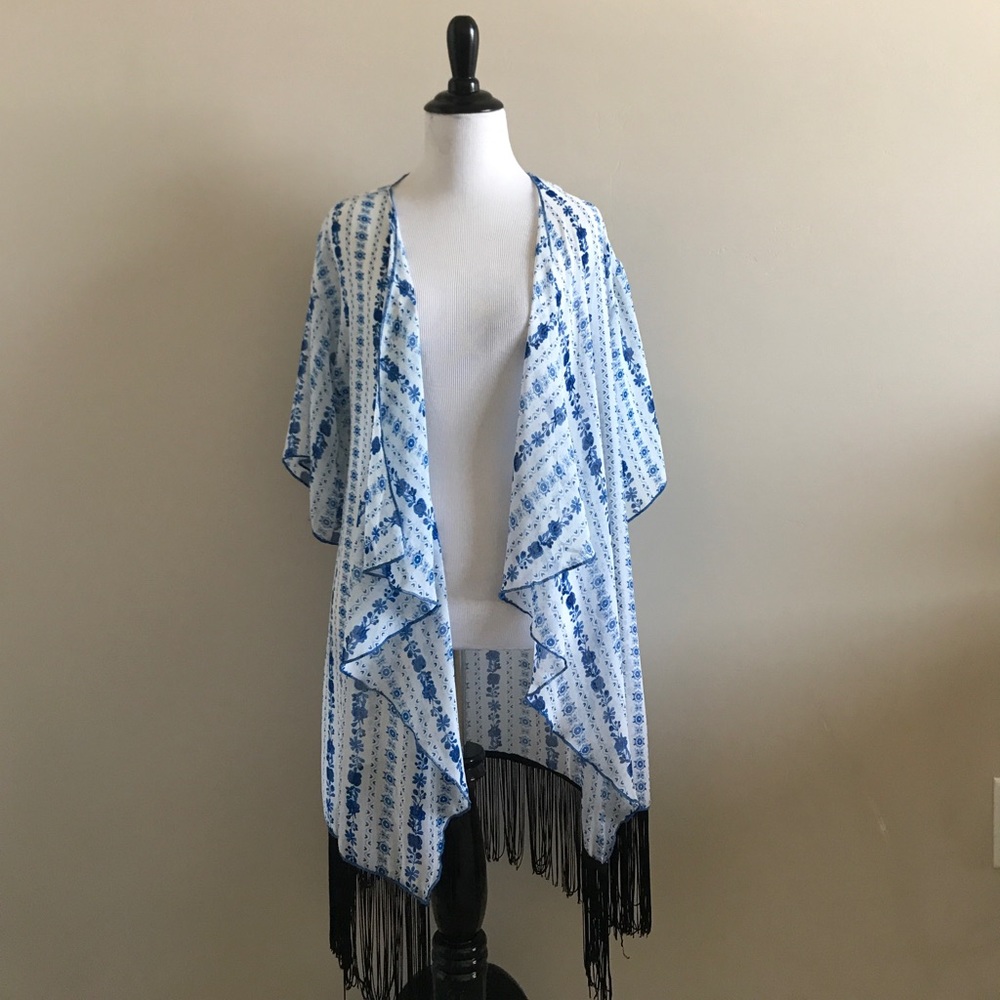 LuLaRoe Monroe Kimono