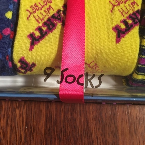 Betsey Johnson 9 Pack Party Crew Socks - Picture 3 of 8