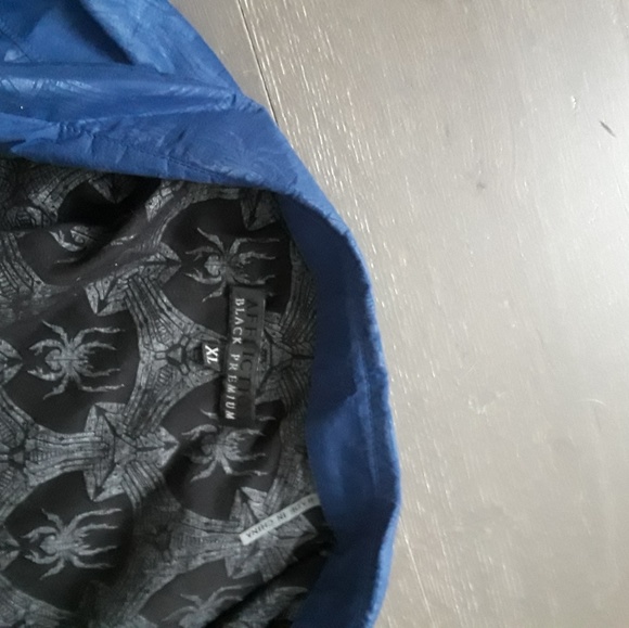 Affliction button down - Picture 2 of 2