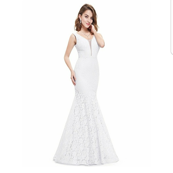 White lace illusion mermaid wedding dress - Picture 1 of 6
